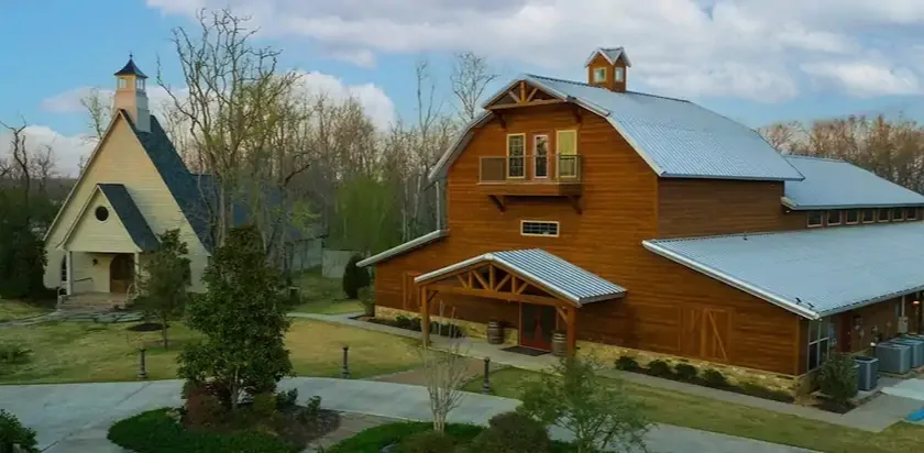 The Bayou Haven chapel and reception hall standing beside one another